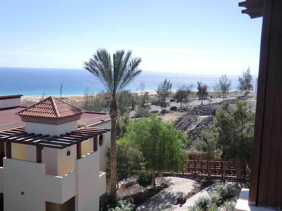 Blick nach rechts vom Balkon Occidental Jandía Mar