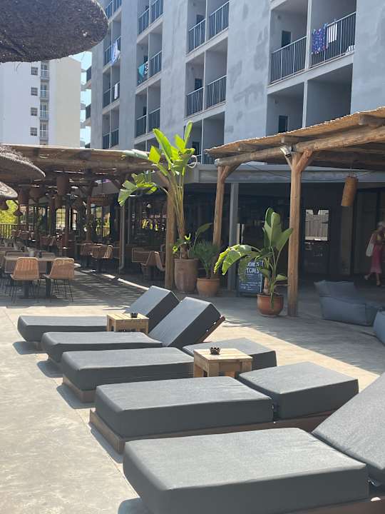 Pool Caramelo Palma Beach