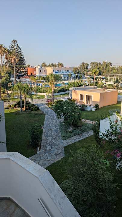 Gartenanlage Atlantica Marmari Beach