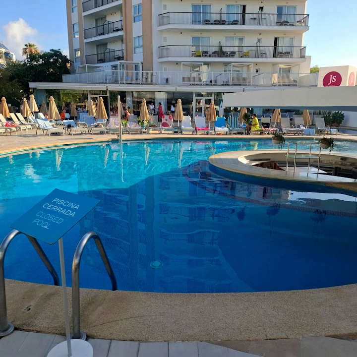 Pool JS Palma Stay