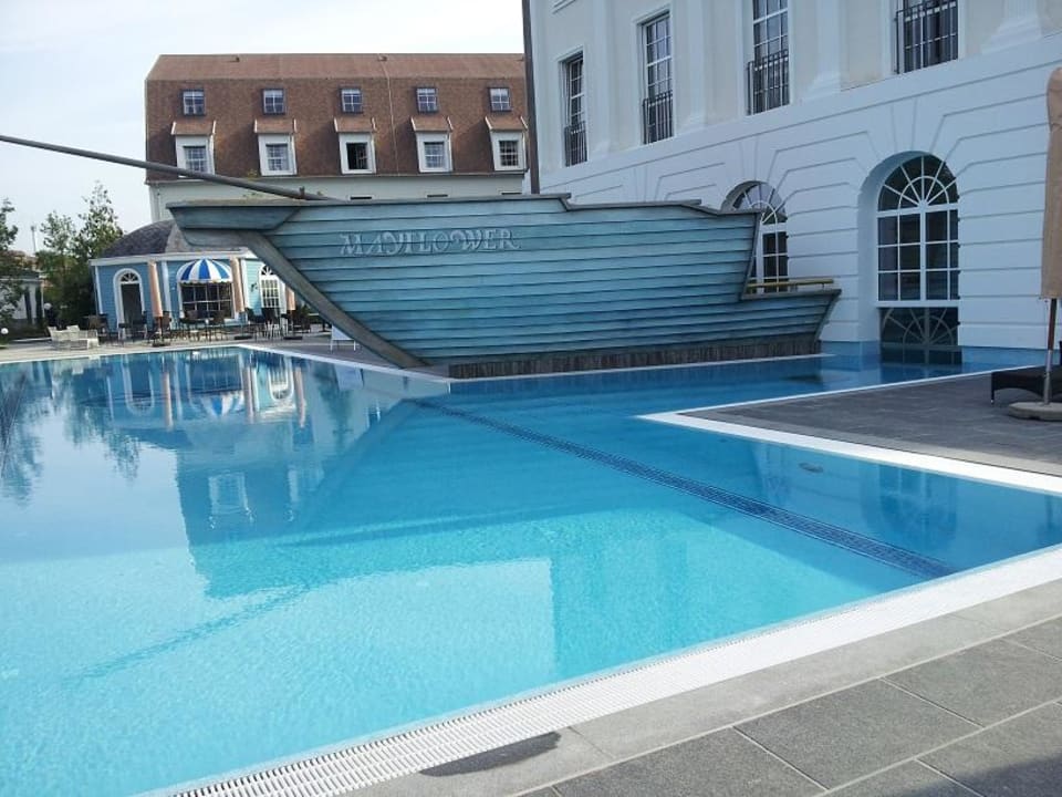 Außenpool Hotel Bell Rock Europa-Park