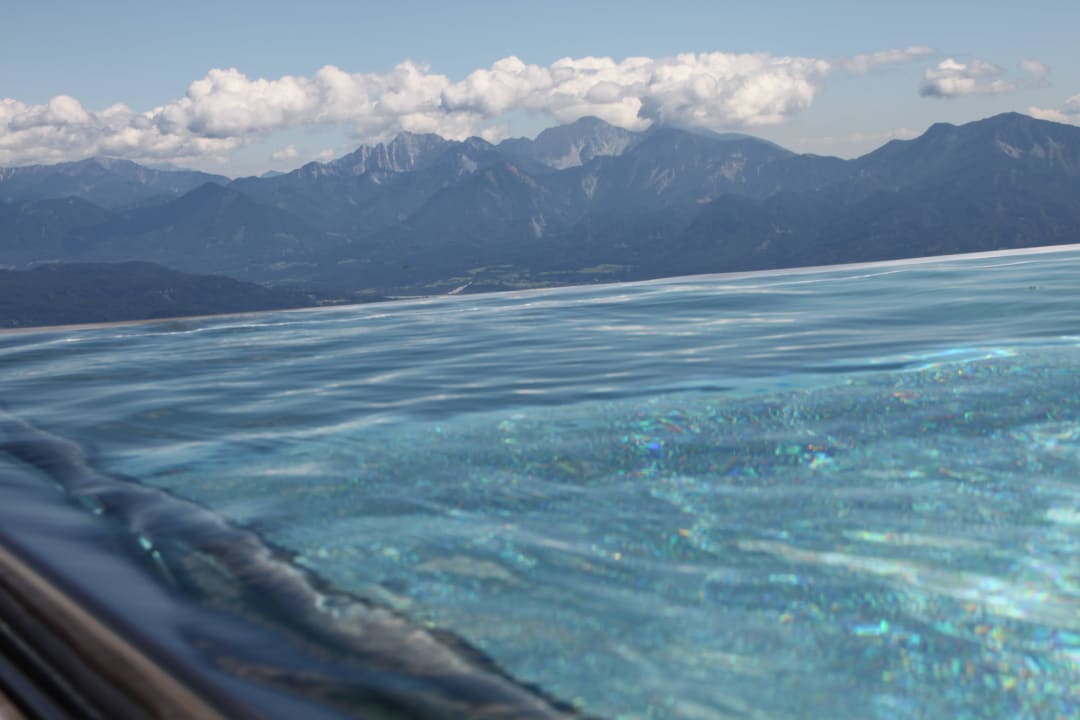 Unendlich Pool, einfach himmlisch Mountain Resort Feuerberg
