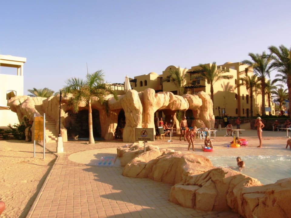 Bar przy basenie Stella Garden Resort & Spa, Makadi Bay