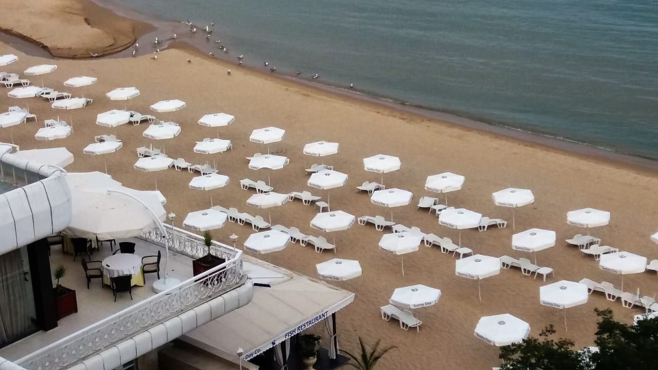 Strand Hotel Palace, Sunny Day Resort