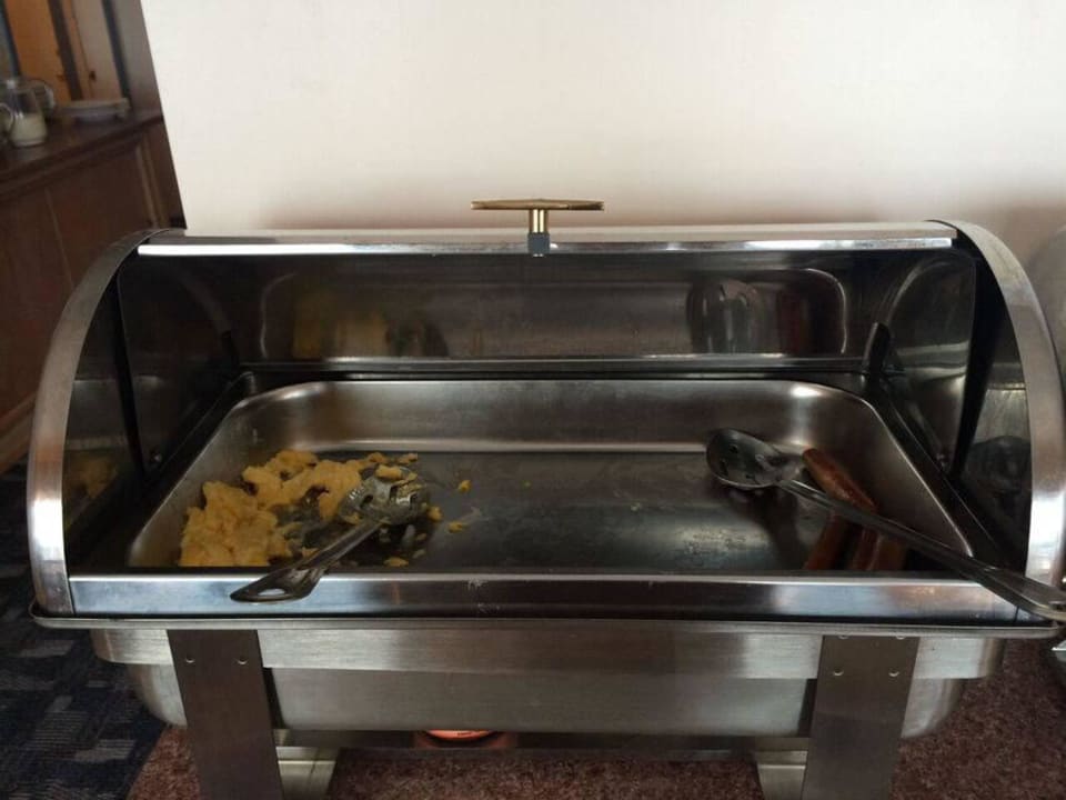 Poor breakfast Castle Rock Country Inn