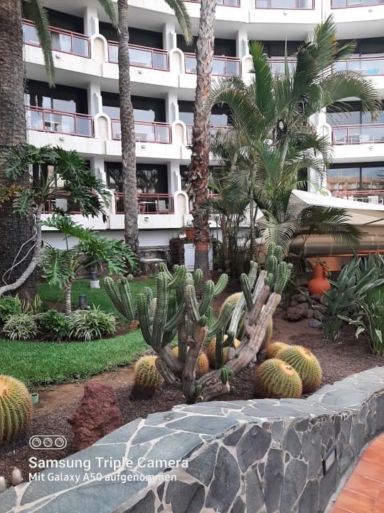 Gartenanlage Seaside Hotel Sandy Beach