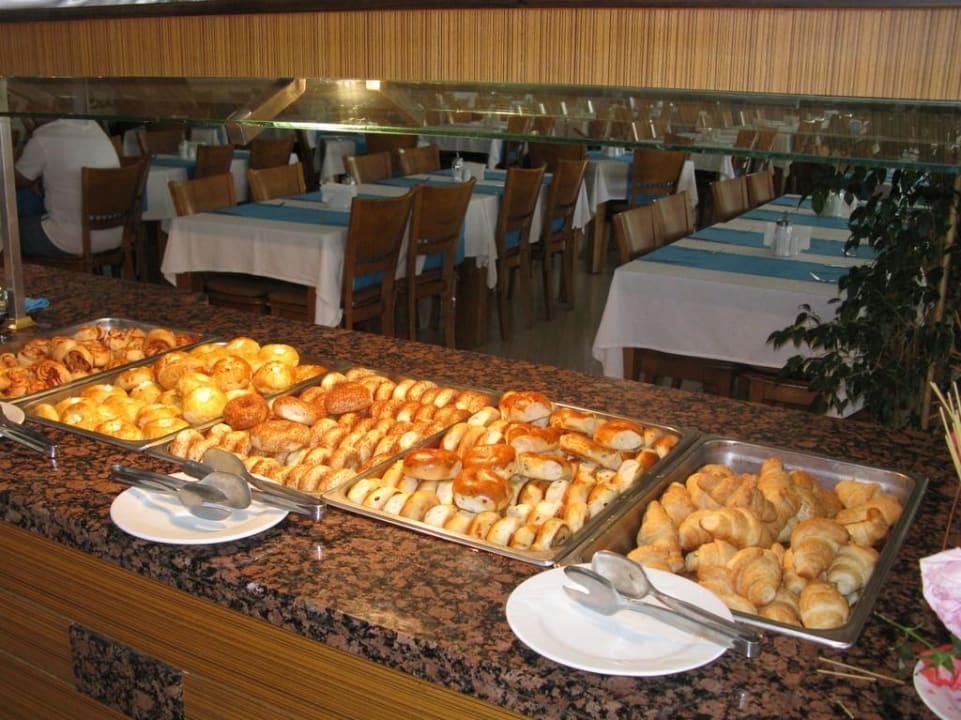 Backwaren zum Frühstück Miarosa Kemer Beach
