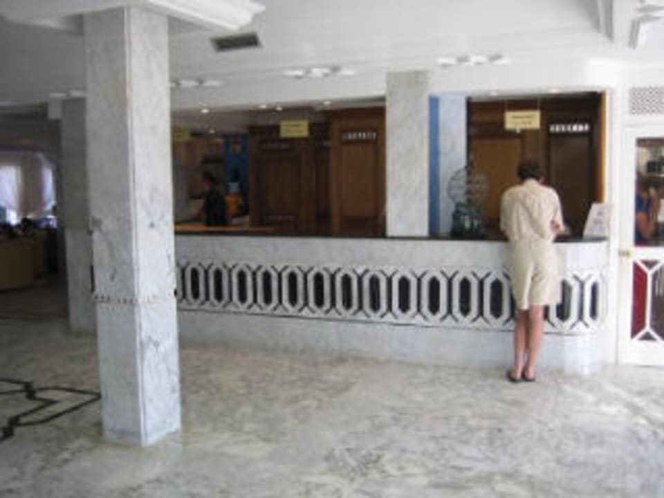 Hotellobby Hotel Nesrine