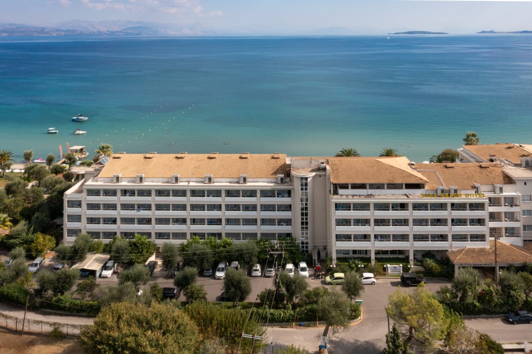 Außenansicht Elea Beach Hotel