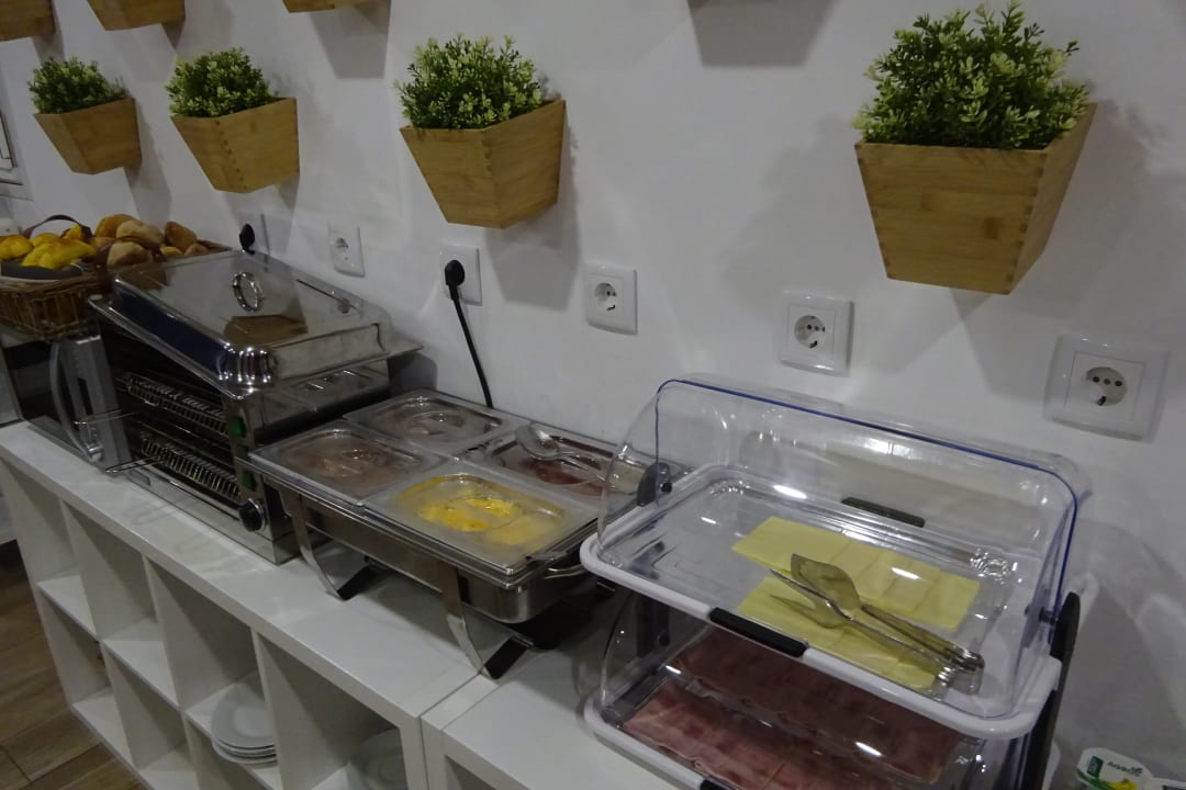 Gastro 4U Lisbon Airport Suites