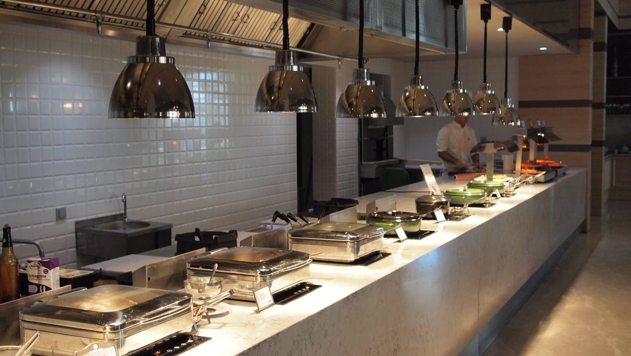 Restaurant Acanthus Cennet Barut Collection