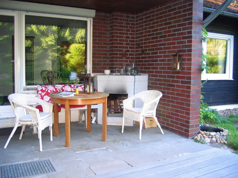 "Terrasse mit Aussenkamin" Ferienhaus Gut Sunder (Meißendorf