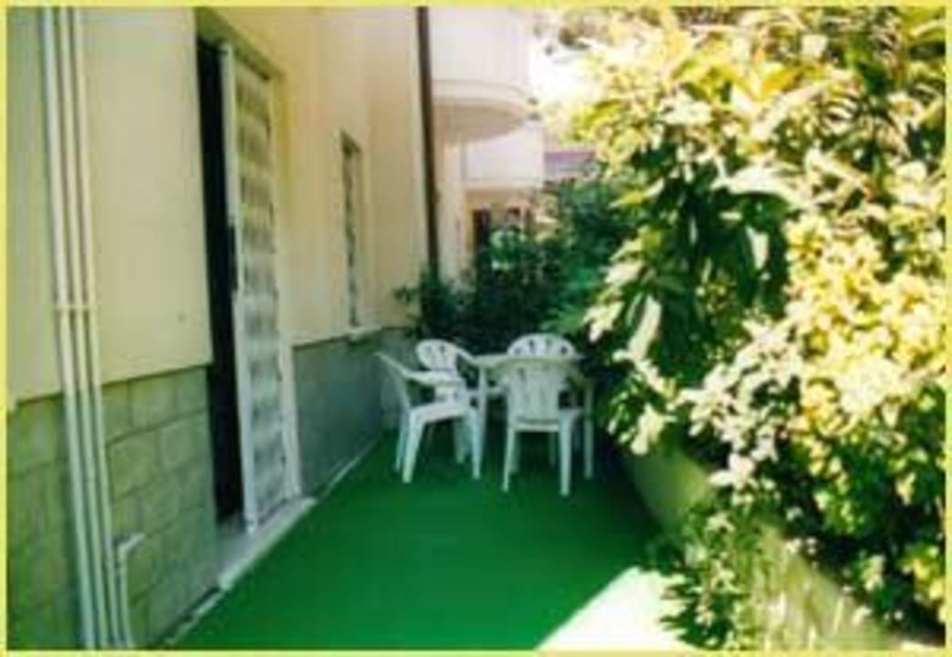 Giardino Privato Residence Aries Residence Aries