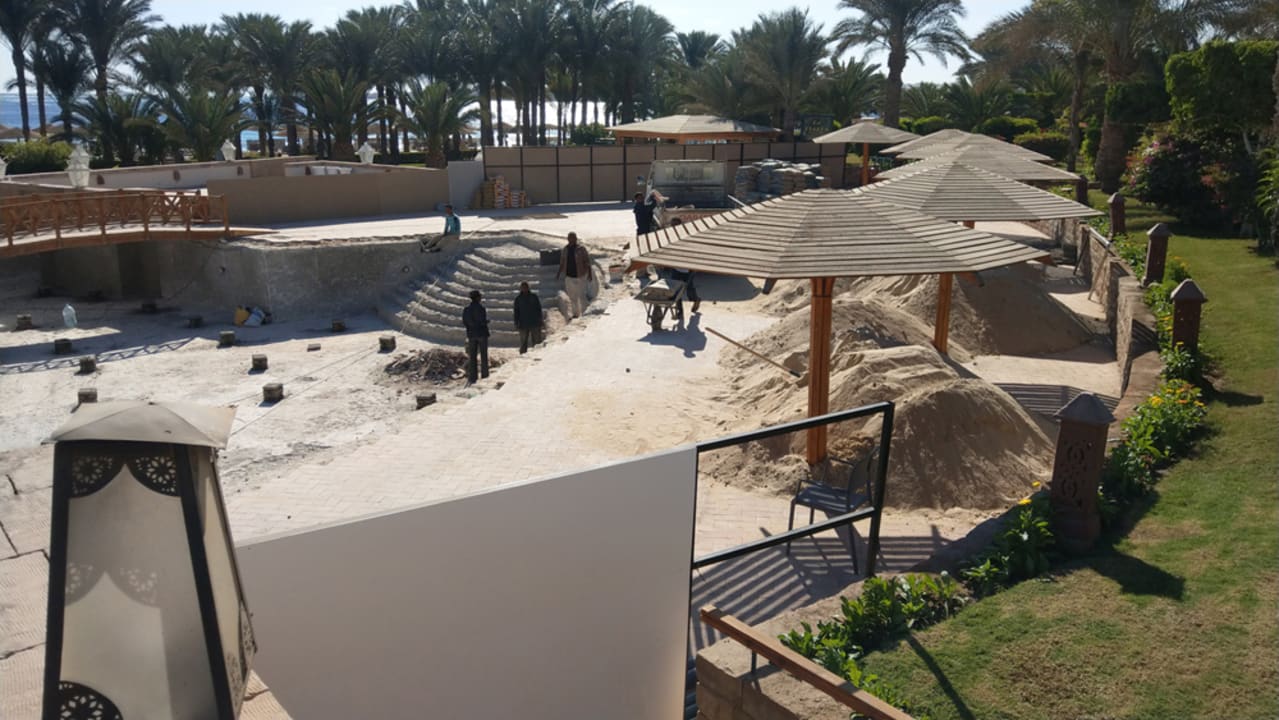Pool Fort Arabesque Resort, Spa & Villas