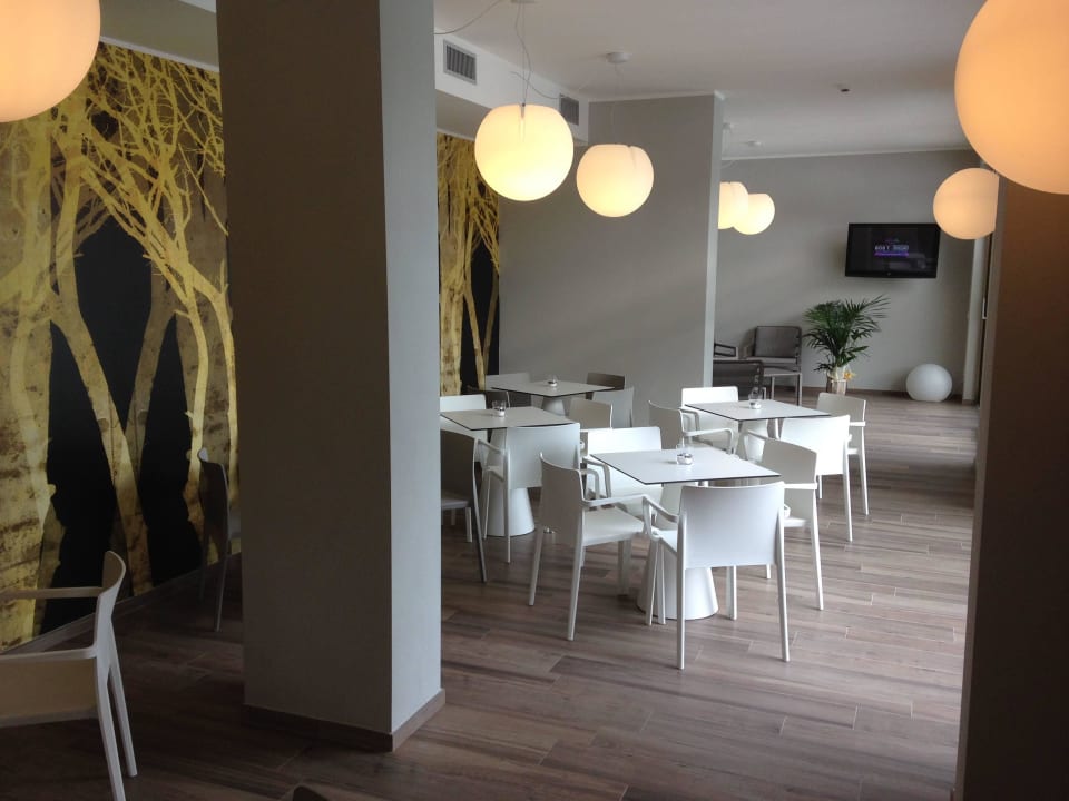 Lounge Bar Hotel Eden Garda