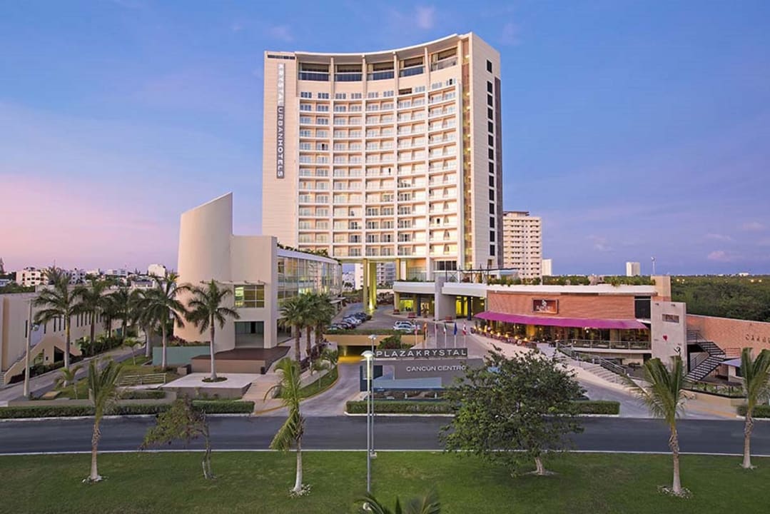 Außenansicht Krystal Urban Cancun & Beach Club