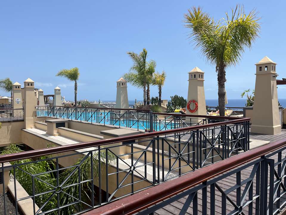 Pool GF Gran Costa Adeje