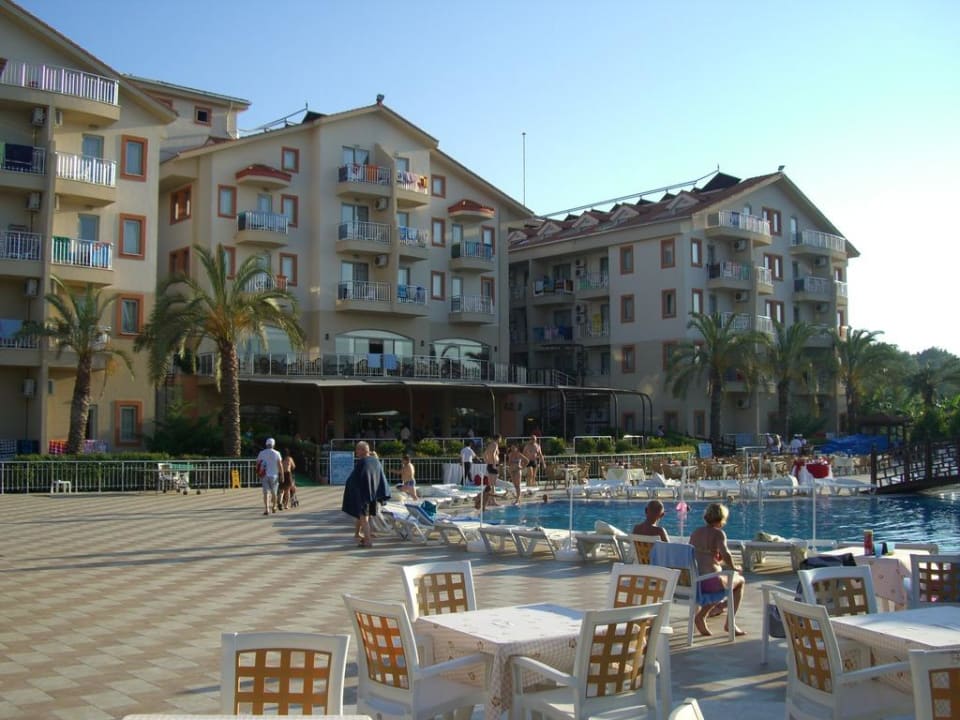 Hotel von der Poolseite FUN&SUN Smart Hane Sun Hotel