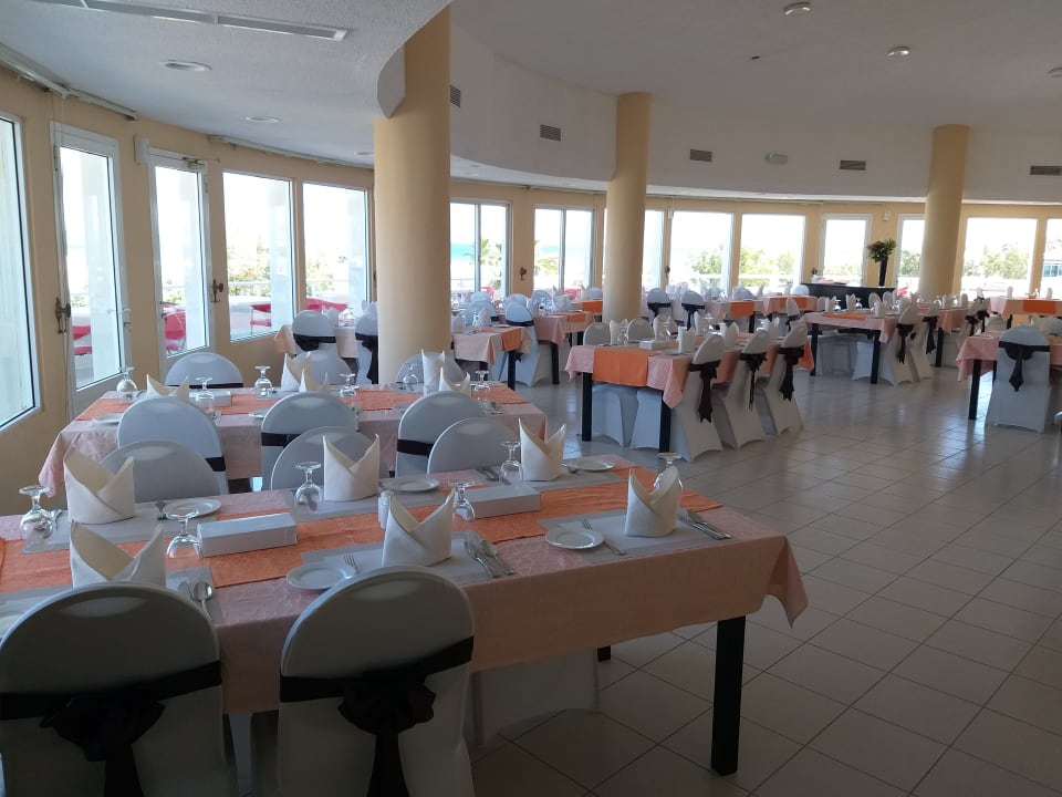 Gastro Holiday Beach Resort