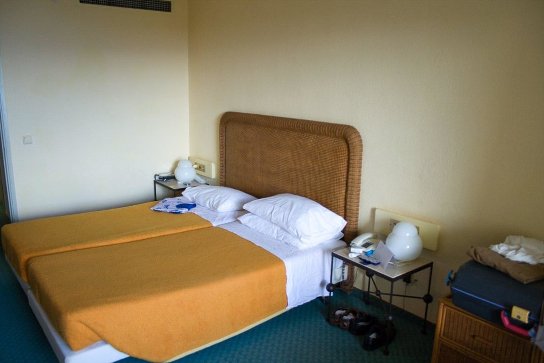 Zimmer Haupthaus Grecotel LUXME Daphnila Bay