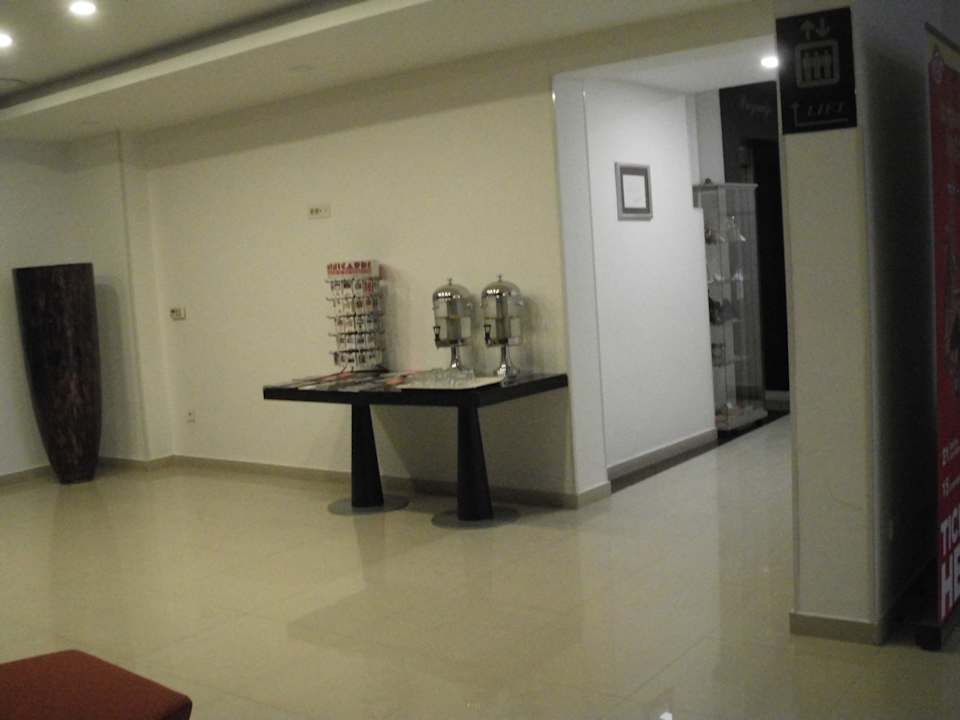 Lobby Hotel Bosnia Sarajevo