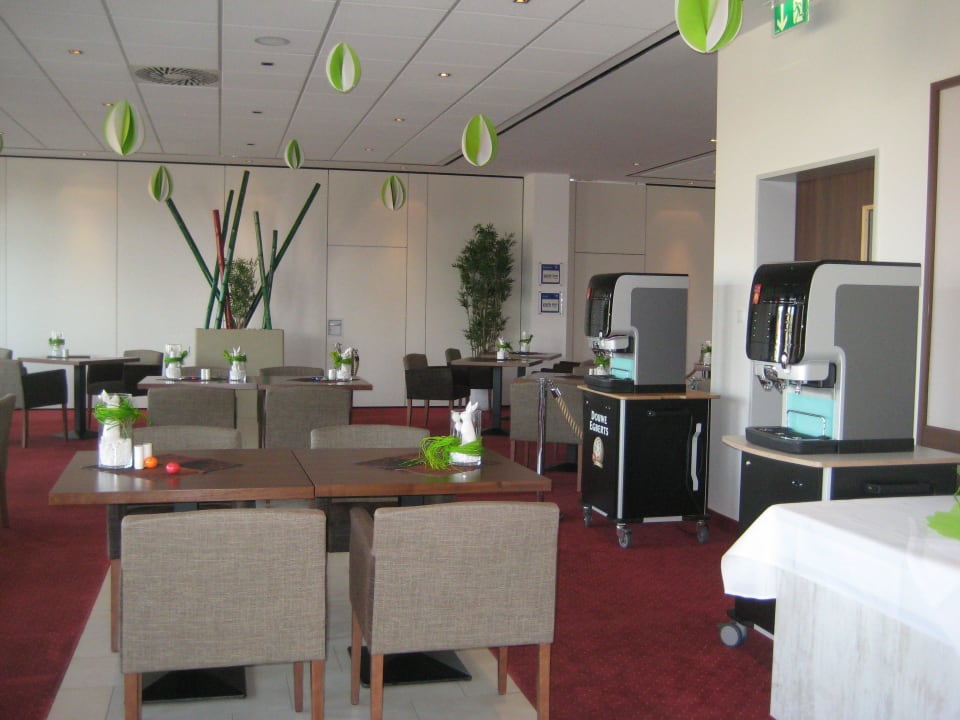 Modernes, helles Restaurant Best Western Plus Hotel Papenburg