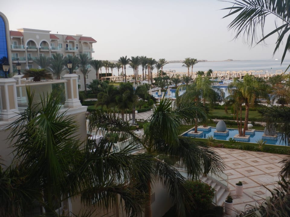 Blick von der Terrasse Premier Le Reve Hotel & Spa