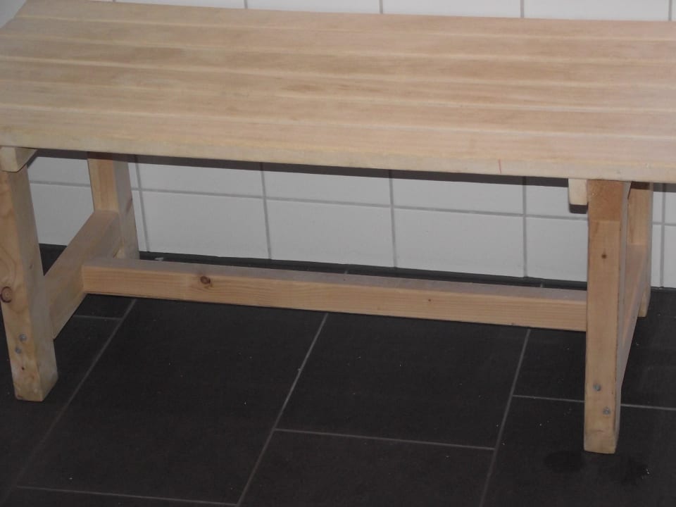 Vor der Sauna Leonardo Hotel Hannover Airport