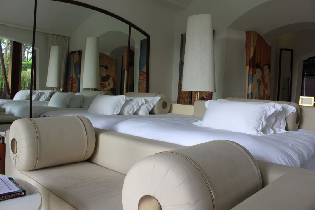 Bett und Sofa Phulay Bay, a Ritz Carlton Reserve
