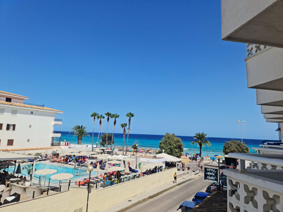 Ausblick R2 Veronica Beach Hotel