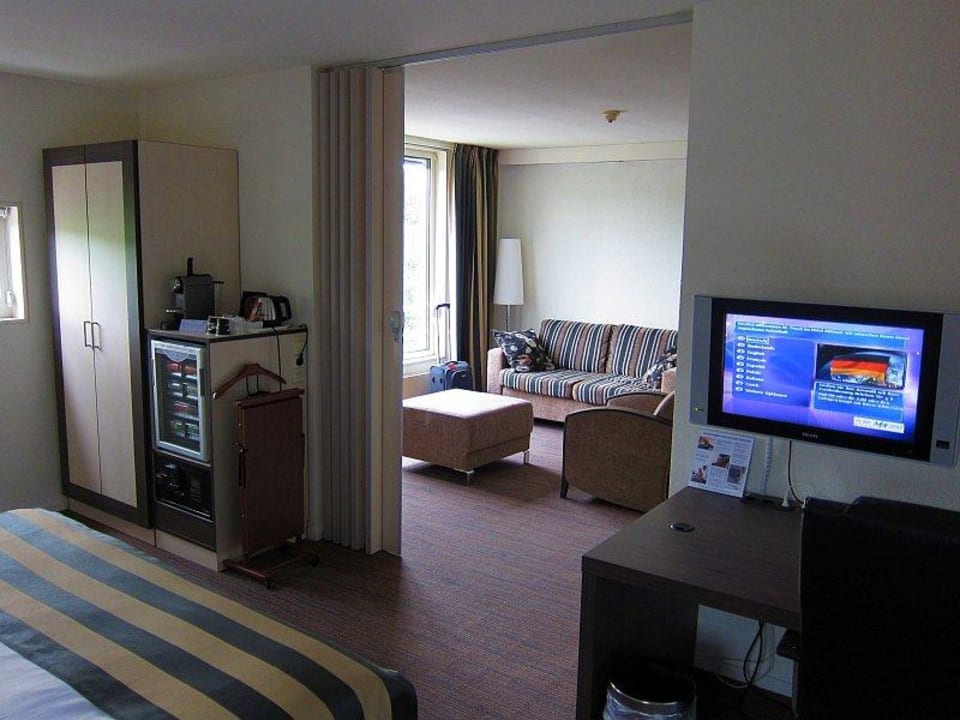 Business Suite, links Minibar Hotel Mitland