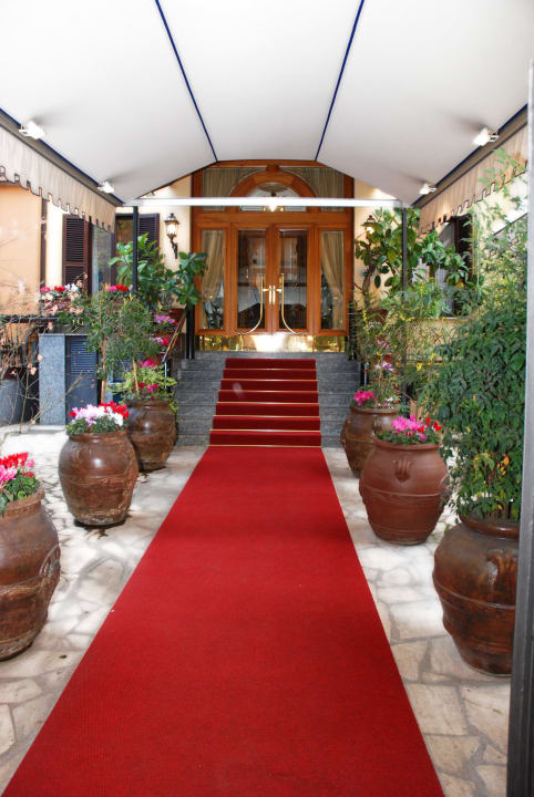 Entrata esterna Hotel La Residenza