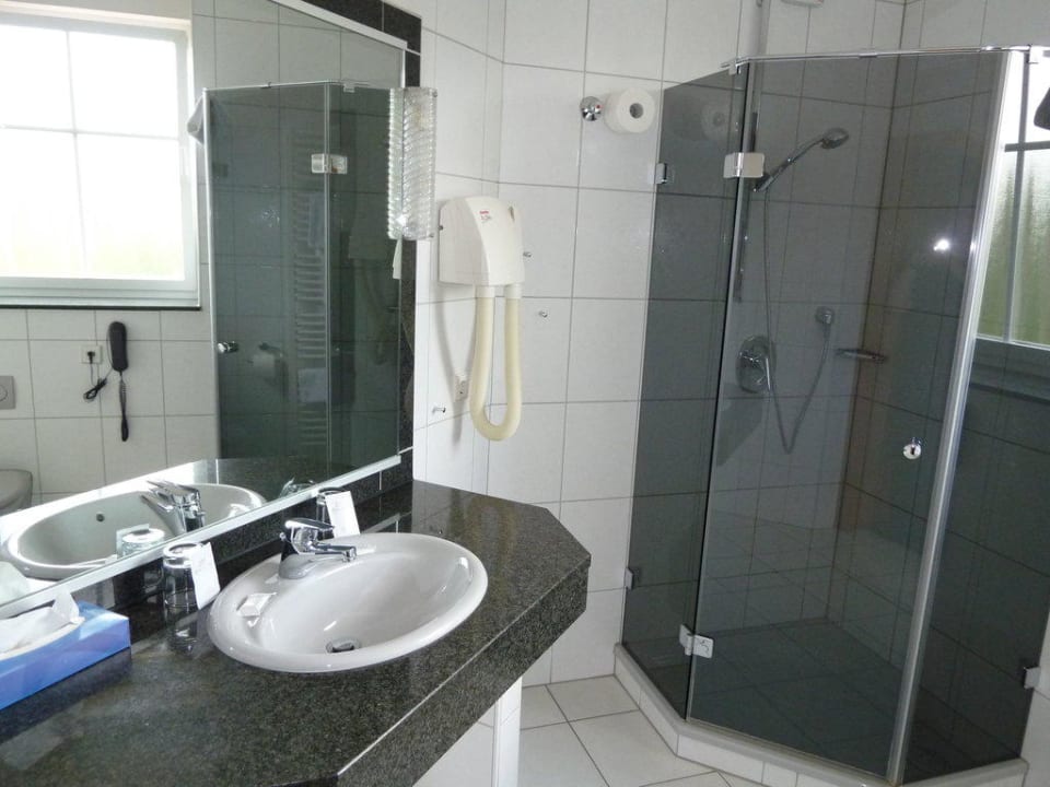 Badezimmer Landhotel Edelfinger Hof