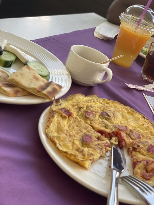Gastro Dream World Palace Hotel
