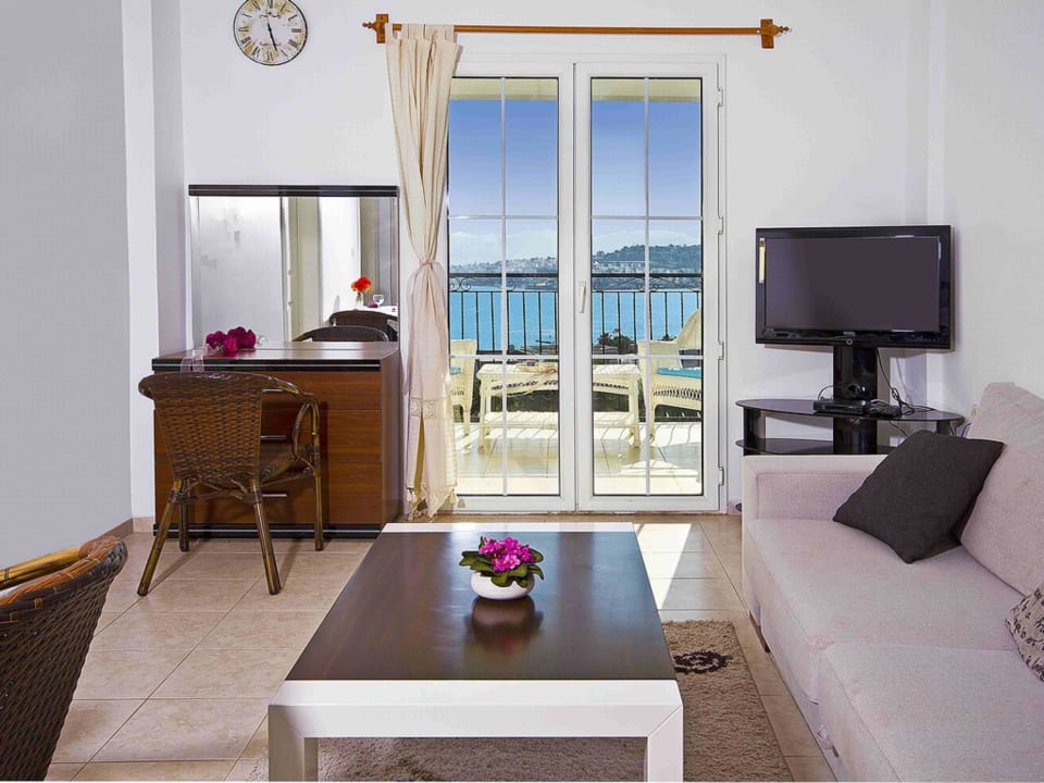 Living room of family room  Sestra Suites Apart Hotel Bitez