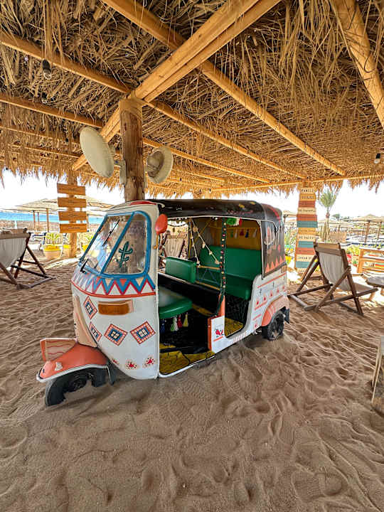 Strand Fort Arabesque Resort, Spa & Villas