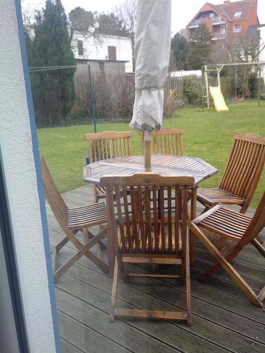 Sitzplatz im Garten Gästehaus Heidi Weiss