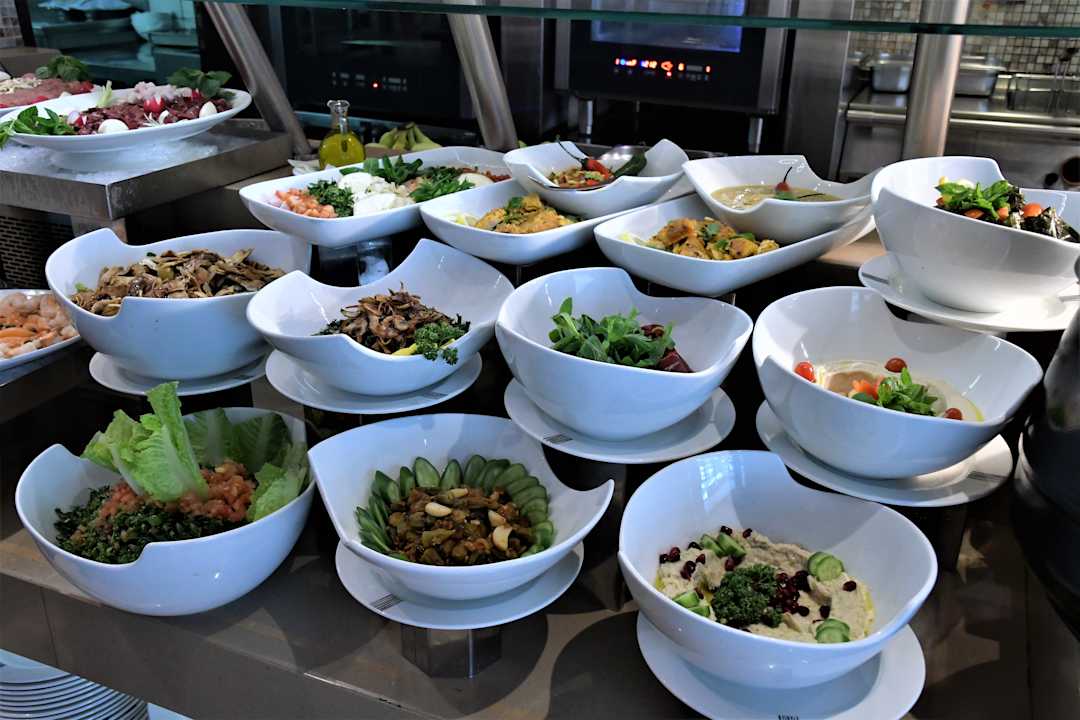 Gastro Gefinor Rotana Hotel