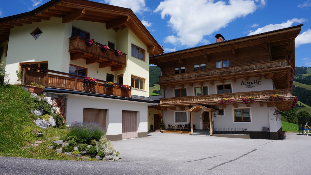 Alpenhit Appartement Sommer Alpenhit Appartements Saalbach