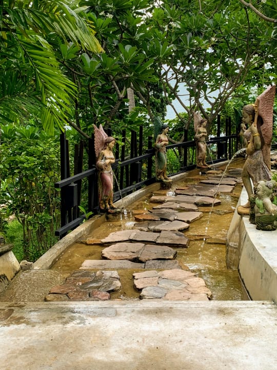 Gartenanlage Panviman Resort Koh Phangan