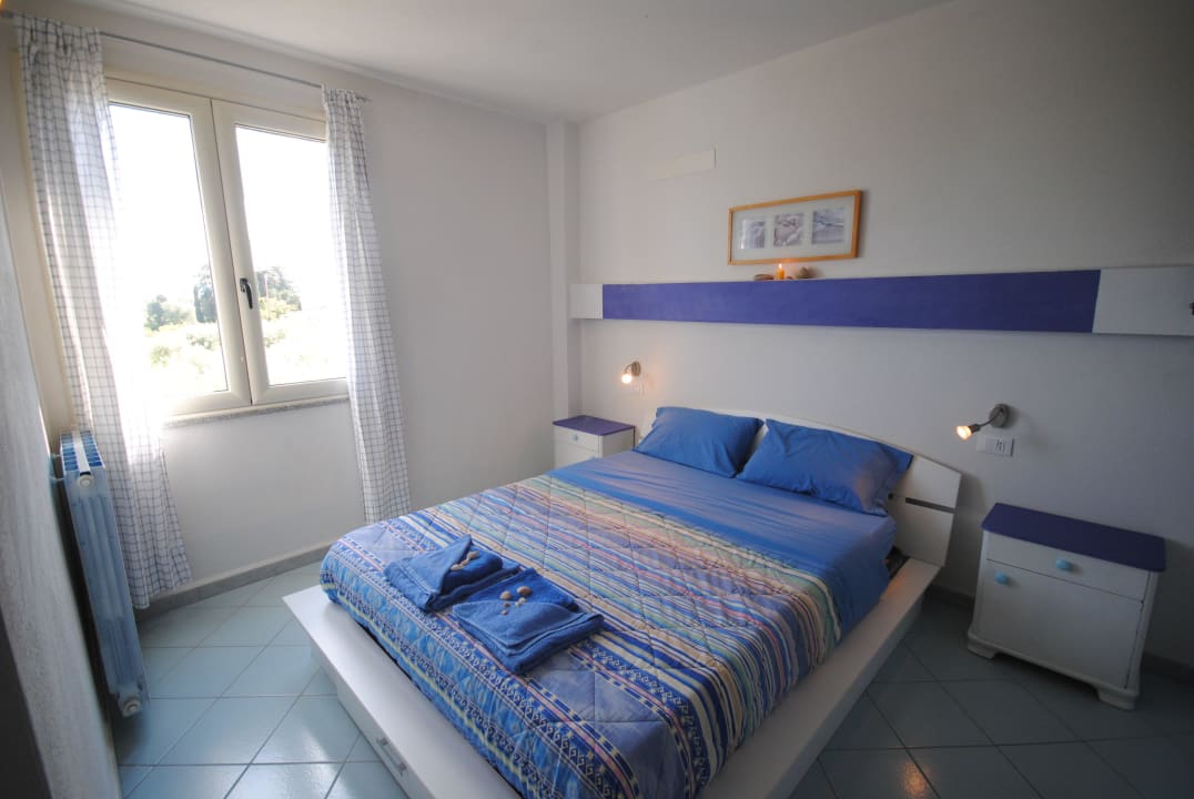 Schlafzimmer 3-Zi-Wg OLIVETO Holiday Residence Rifugio