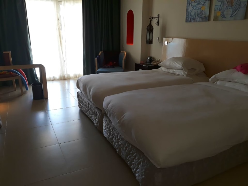 Widok na pokój Hilton Marsa Alam Nubian Resort