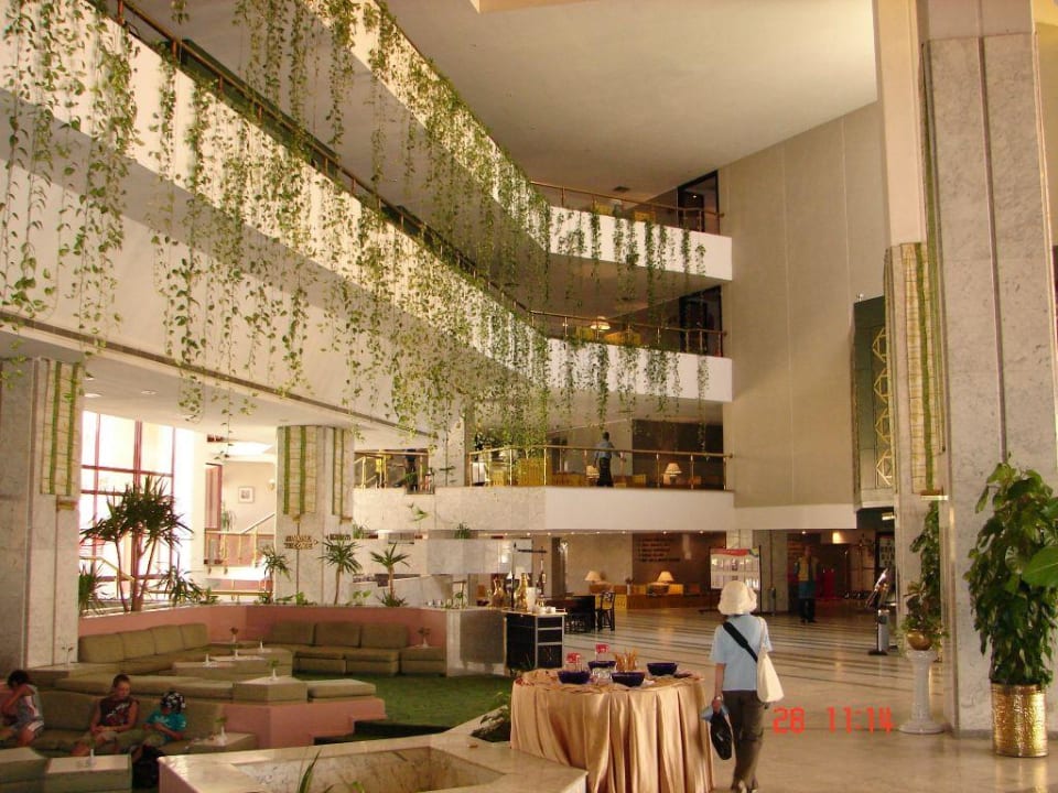 Lobby Pyramisa Island Hotel Aswan