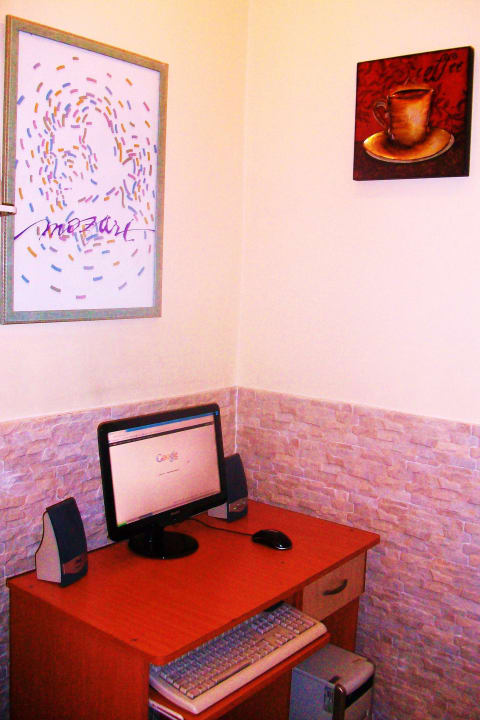 Business center Guzel Izmir Hotel