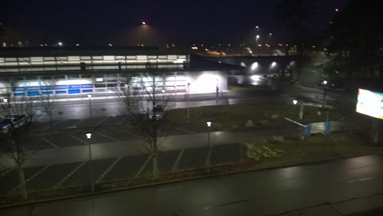 Ausblick B&B Hotel Baden Airpark