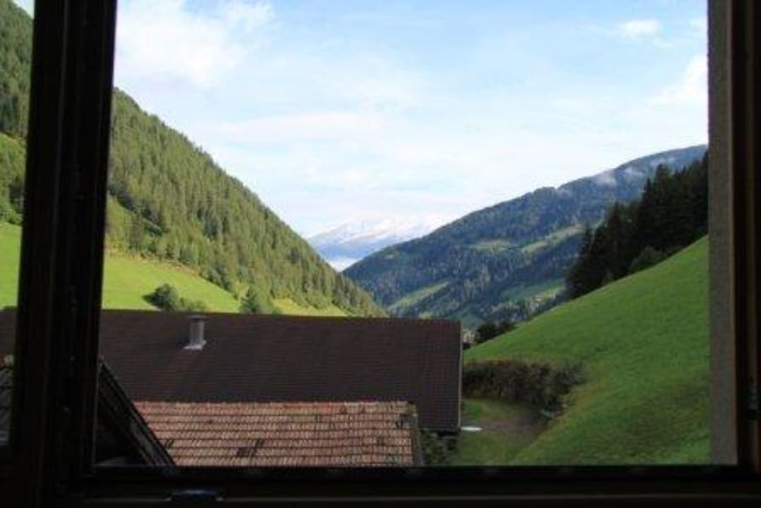 Blick aus dem Schlafzimmer Naturhotel Rainer