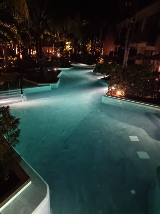 Pool La Flora Khao Lak