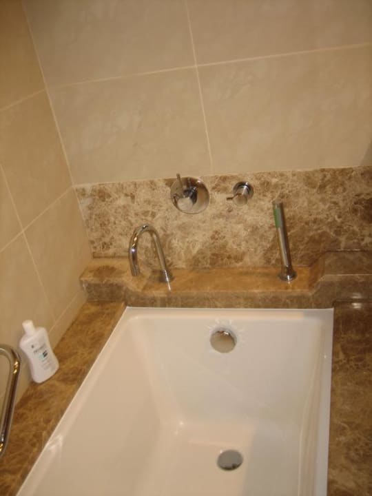 Nobles Bad Miramar Al Aqah Beach Resort