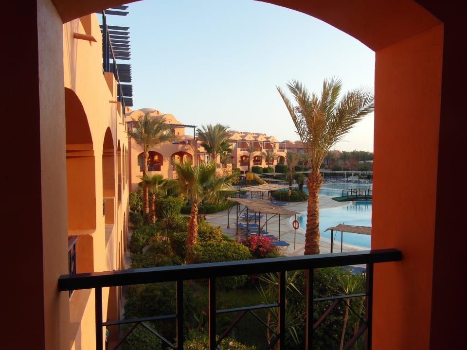 Gute Aussicht 2,Ende Feb.bei SAG 6:41 Jaz Makadi Oasis Resort