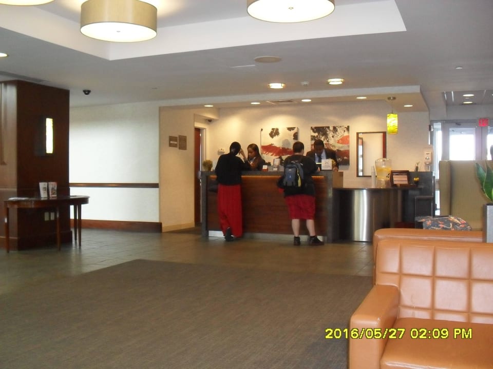 Rezeption Hotel Doubletree Club Bayside